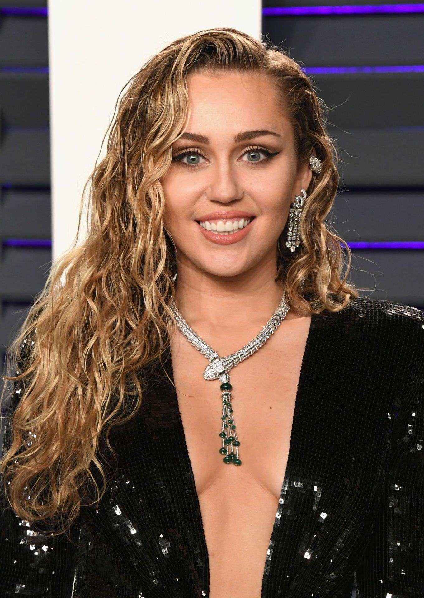 Miley Cyrus 196