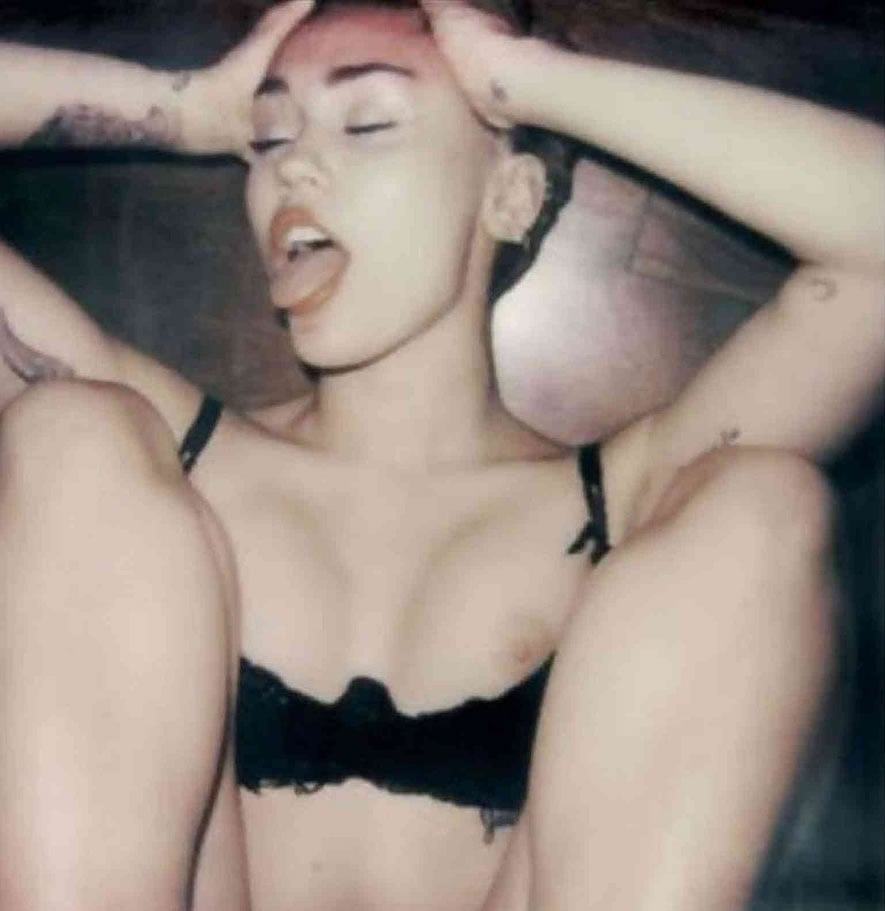 Miley Cyrus 132