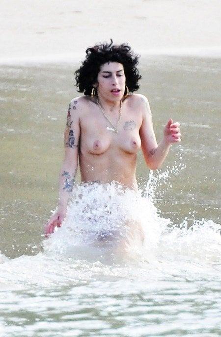 Amy Winehouse 27