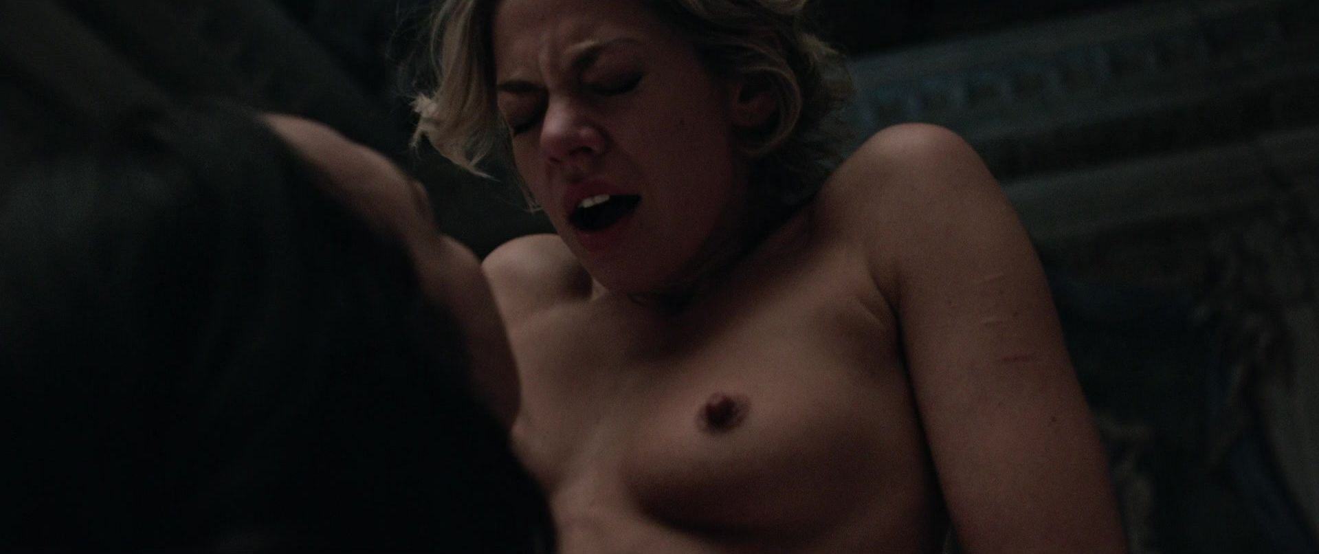 Analeigh Tipton 134