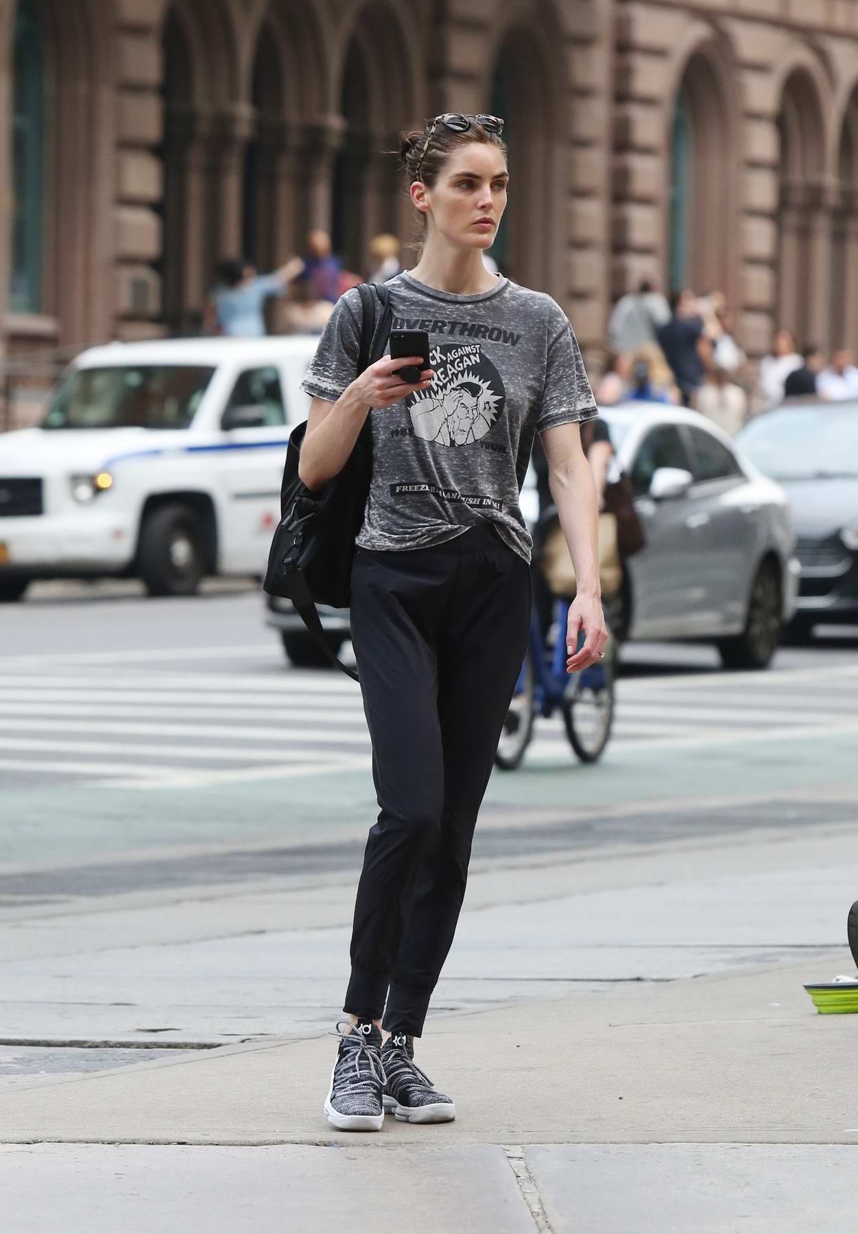 Hilary Rhoda 41