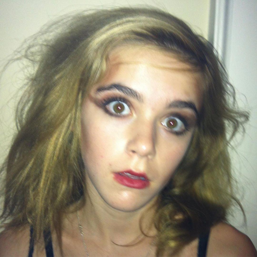 Kiernan Shipka 17