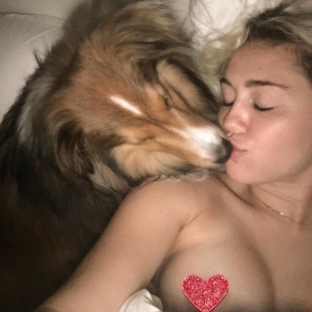 Miley Cyrus 82