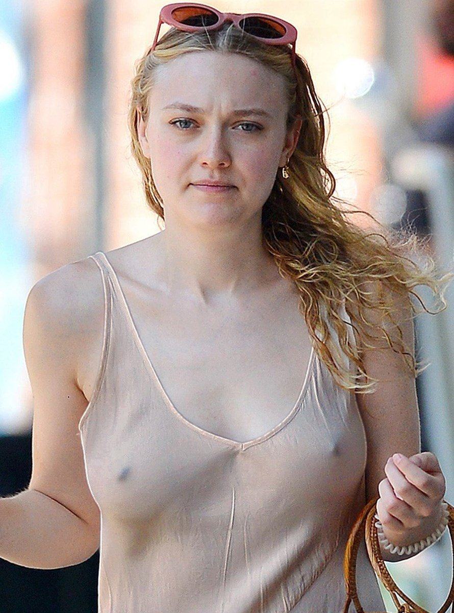 Ella Fanning 3