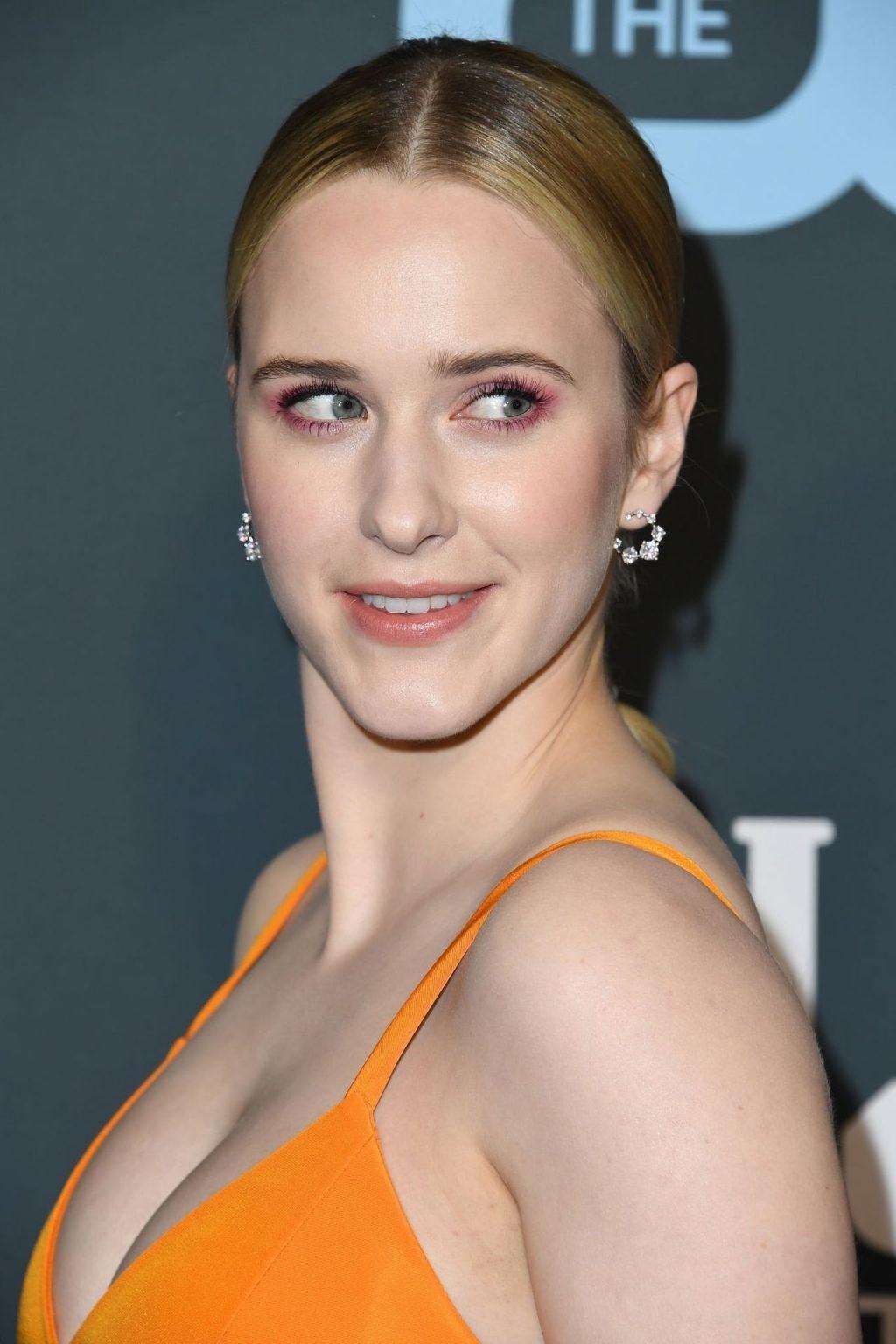 Rachel Brosnahan 48