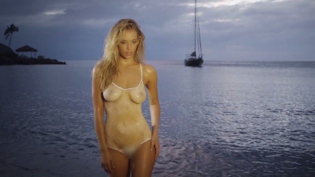 Hannah Ferguson 230