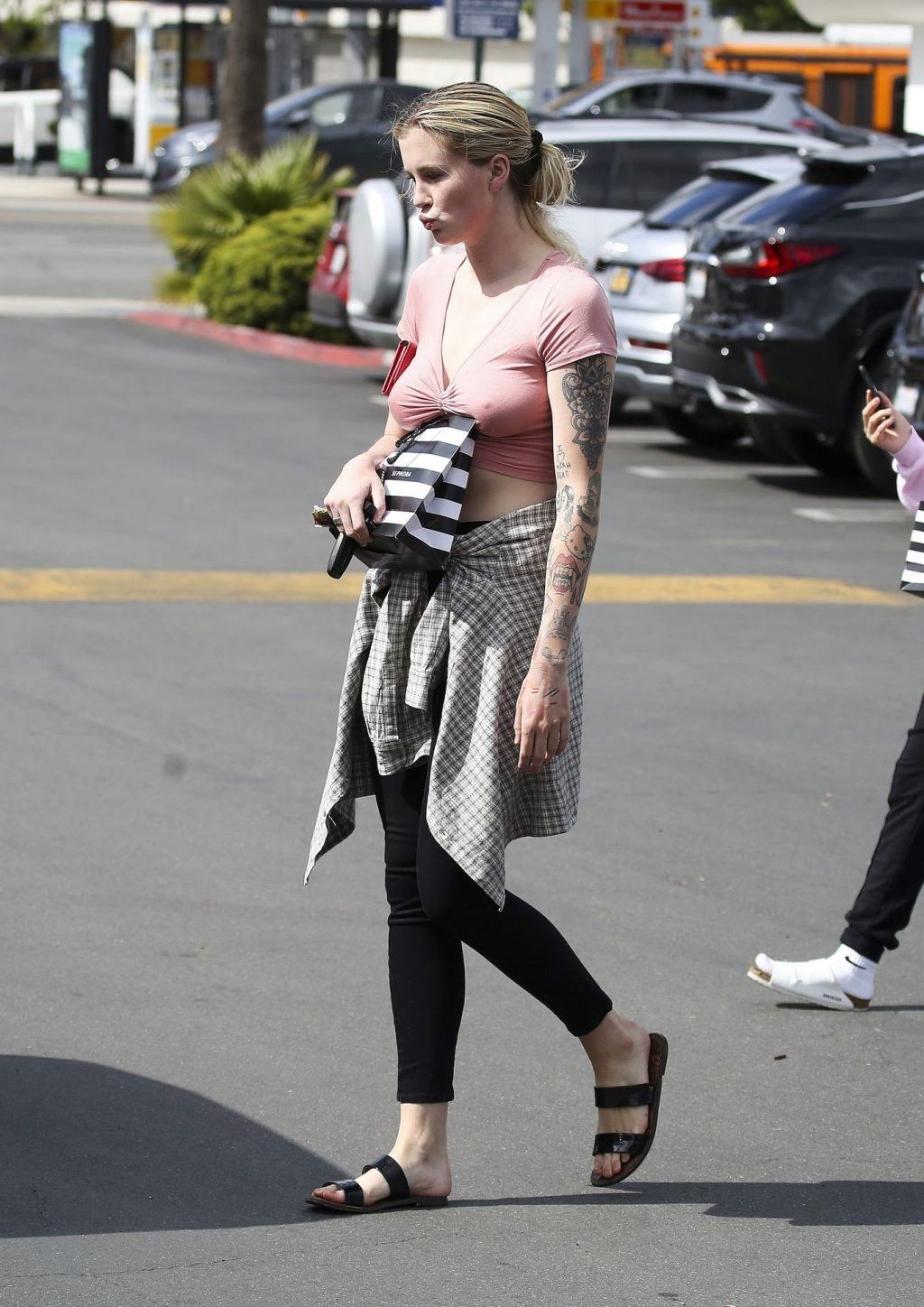 Ireland Baldwin 25