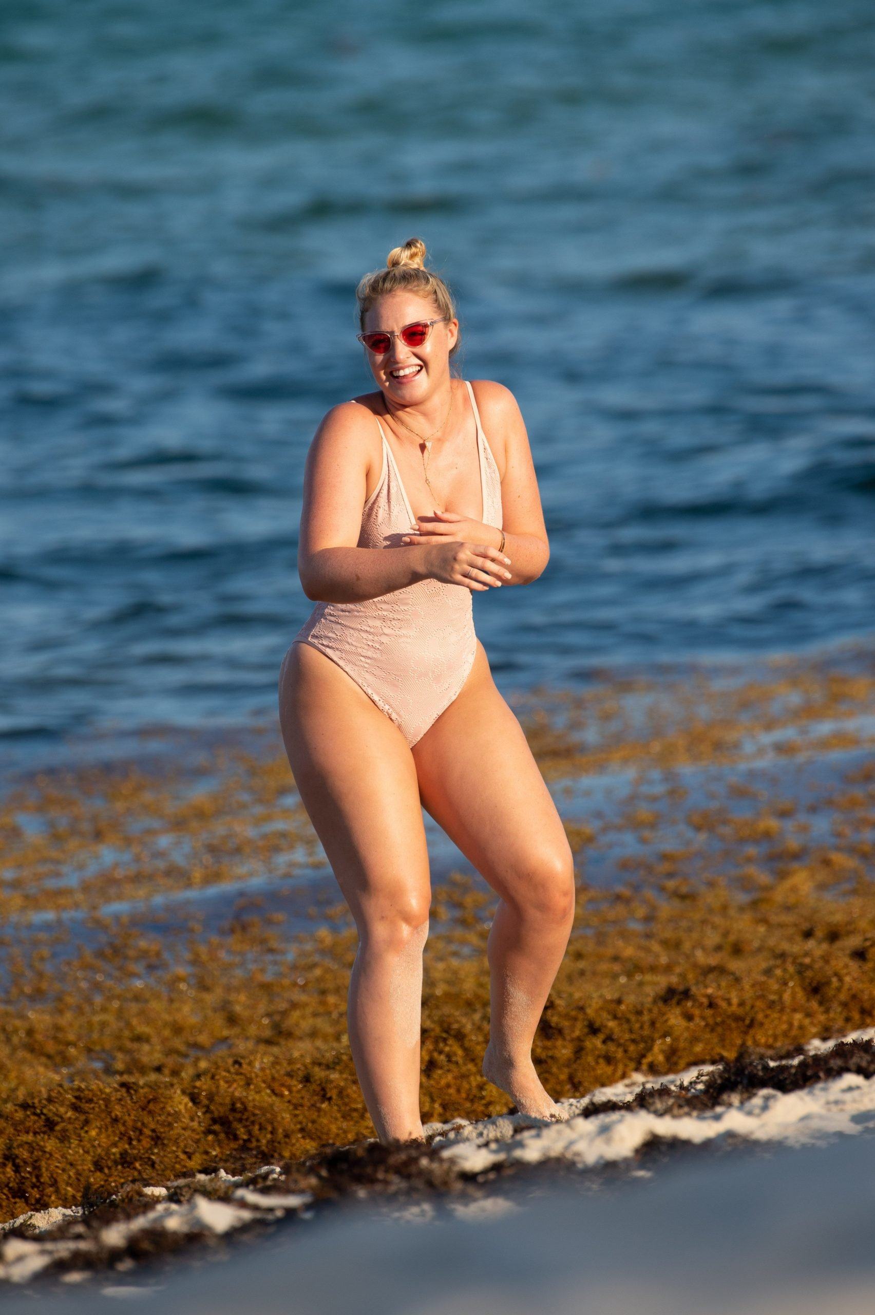 Iskra Lawrence 66