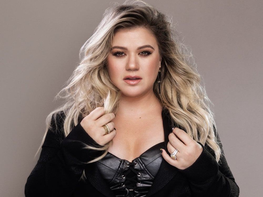 Kelly Clarkson 55