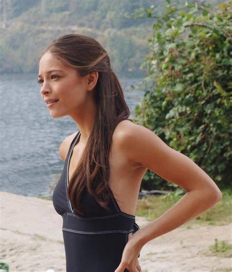 Kristin Kreuk 11