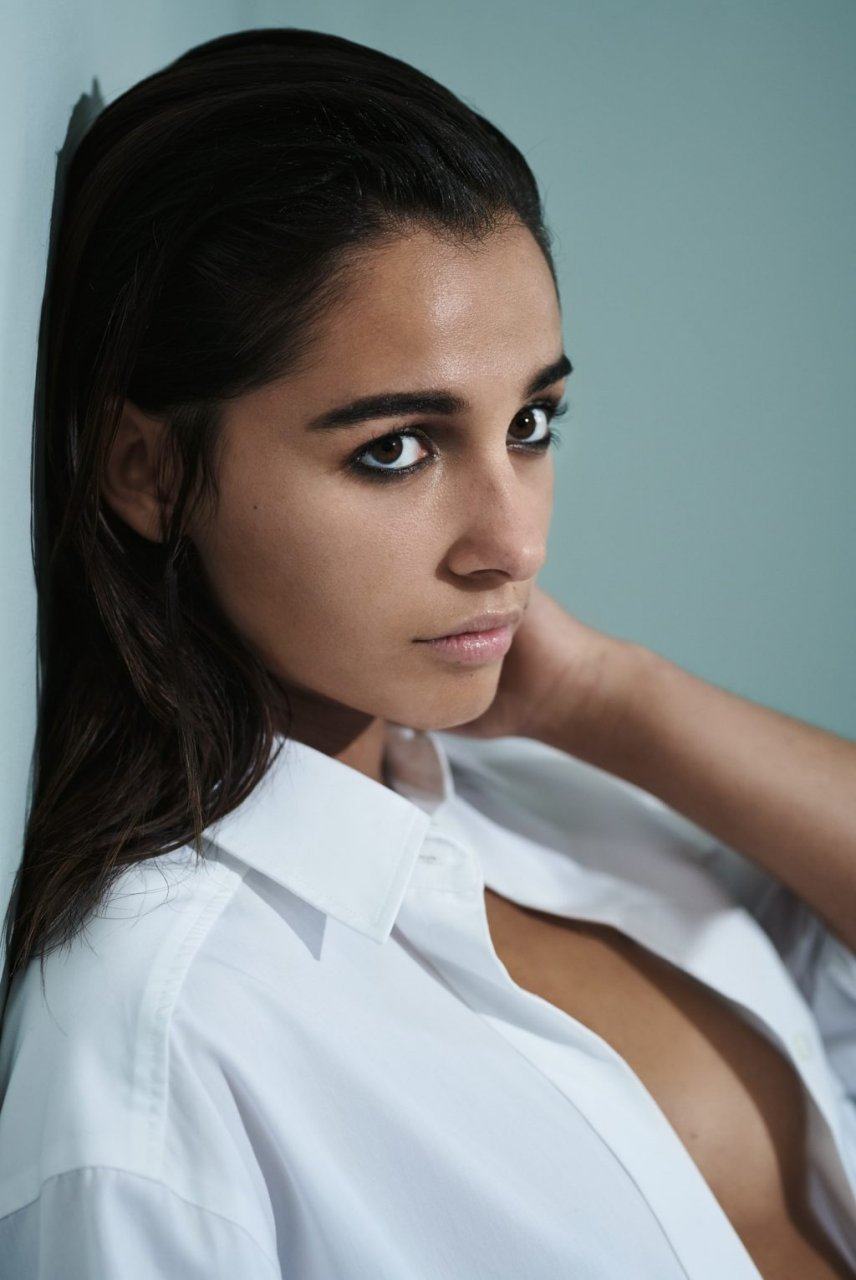 Naomi Scott 6