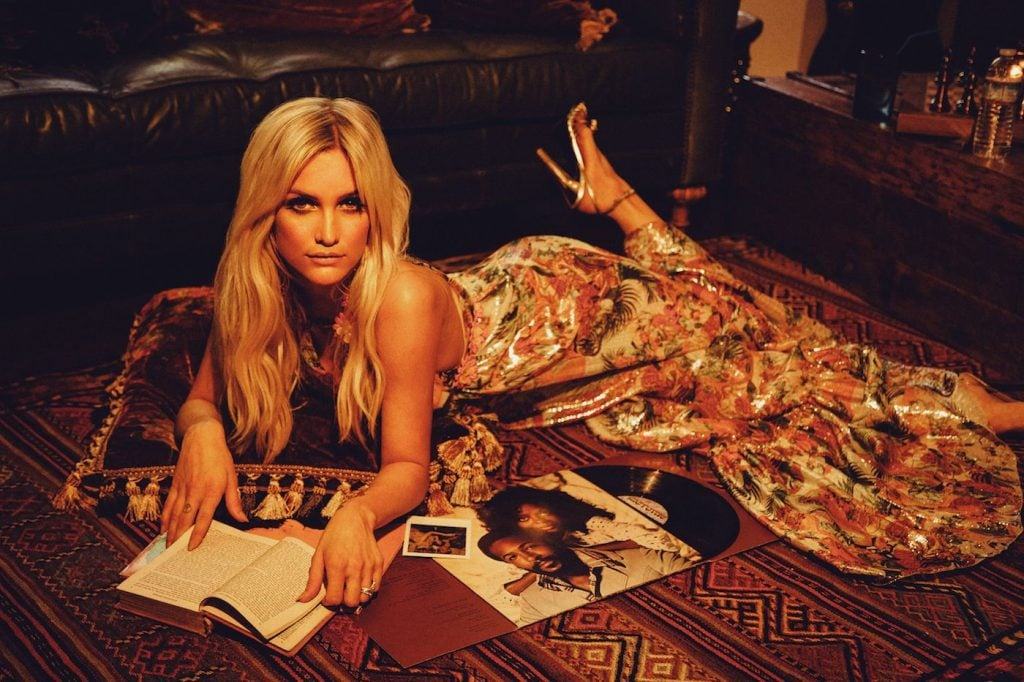 Ashlee Simpson 26