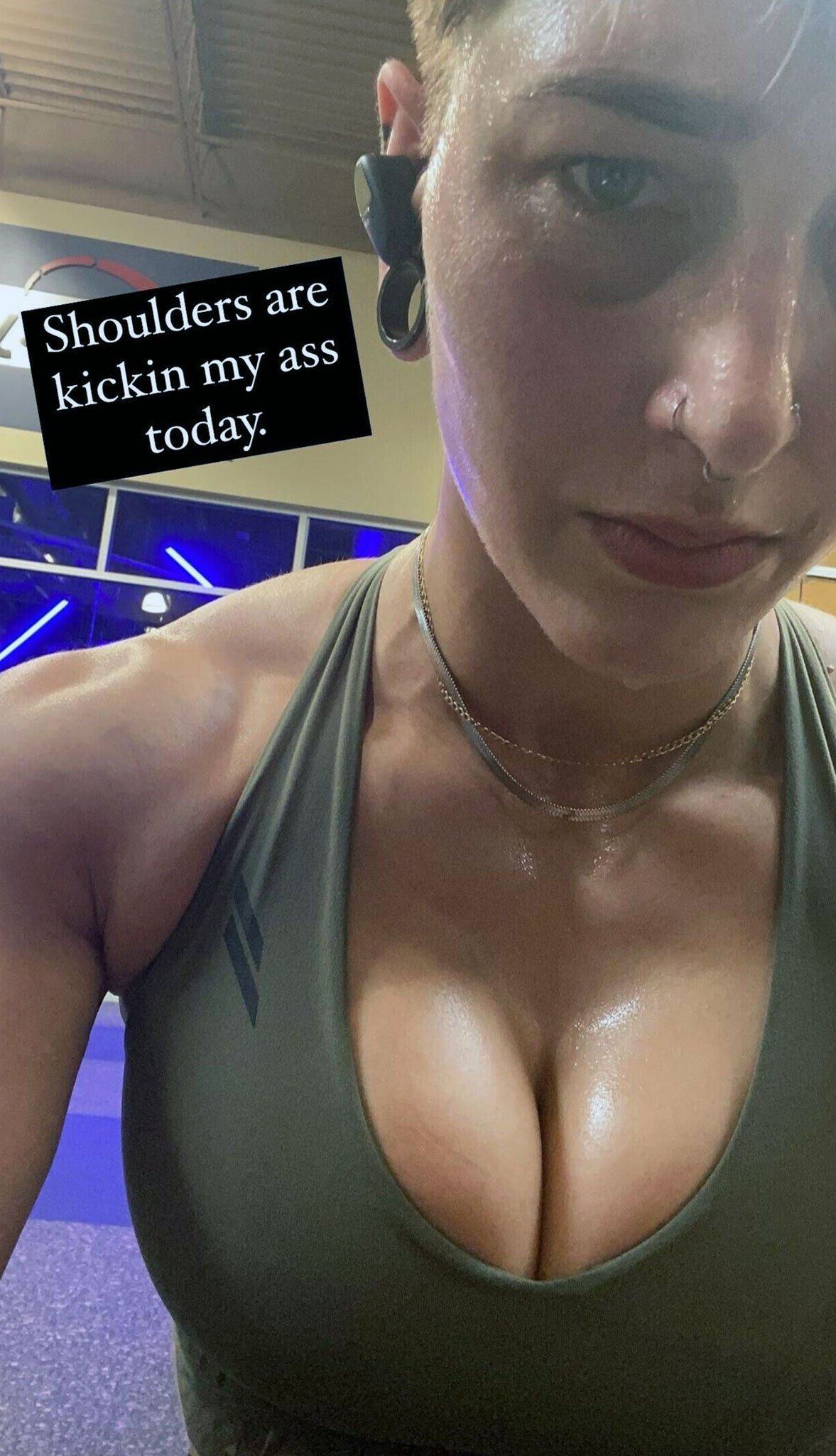 Rhea Ripley 33