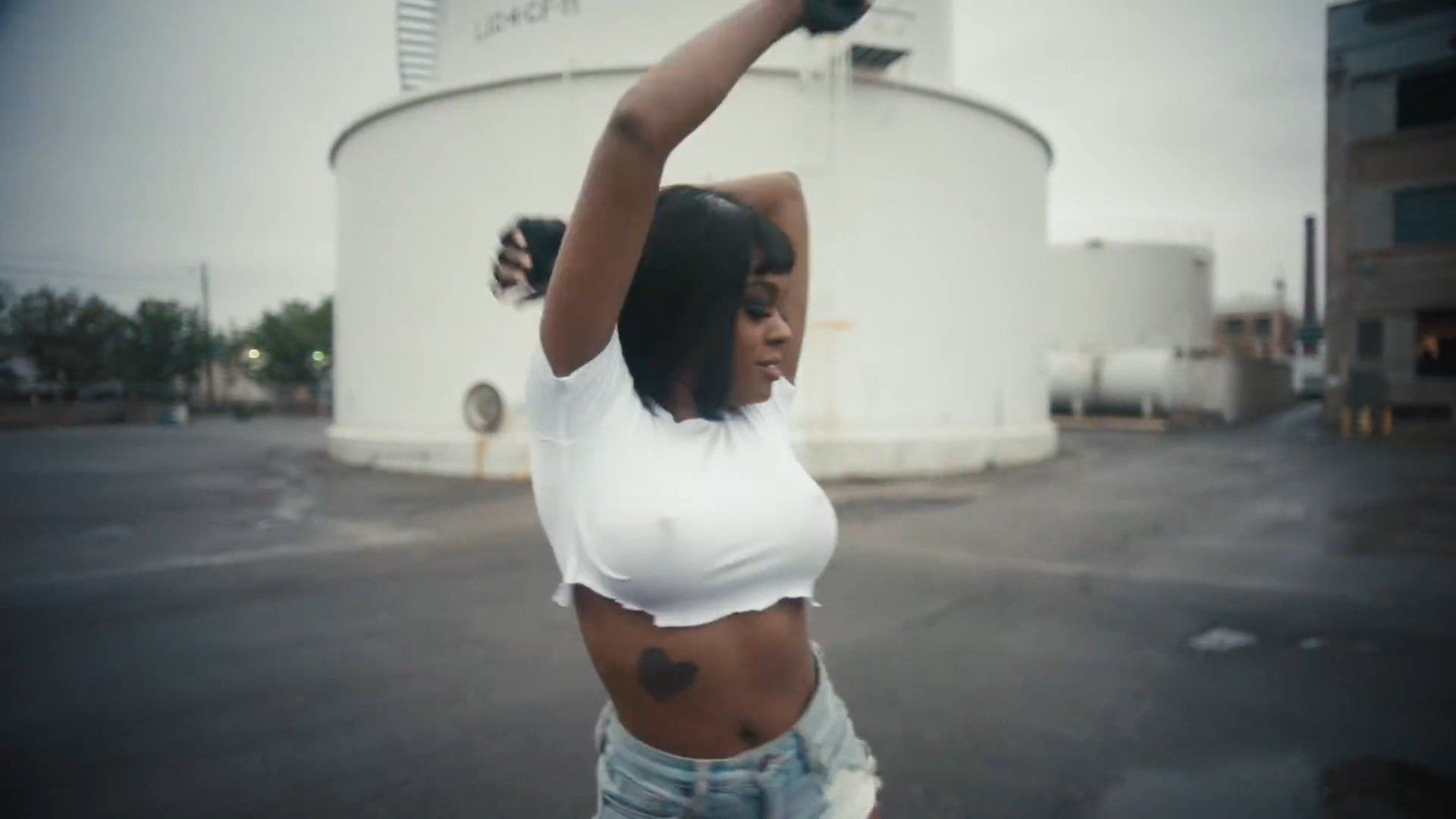 Azealia Banks 63