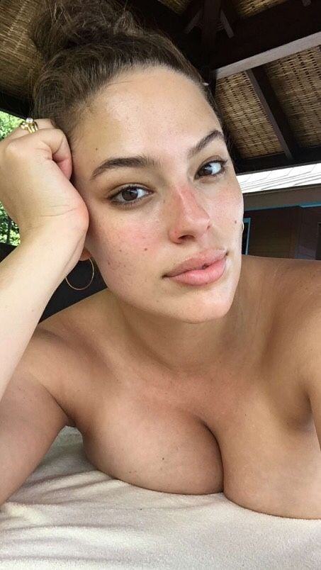 Ashley Graham 82