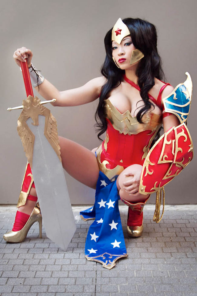 Yaya Han 28