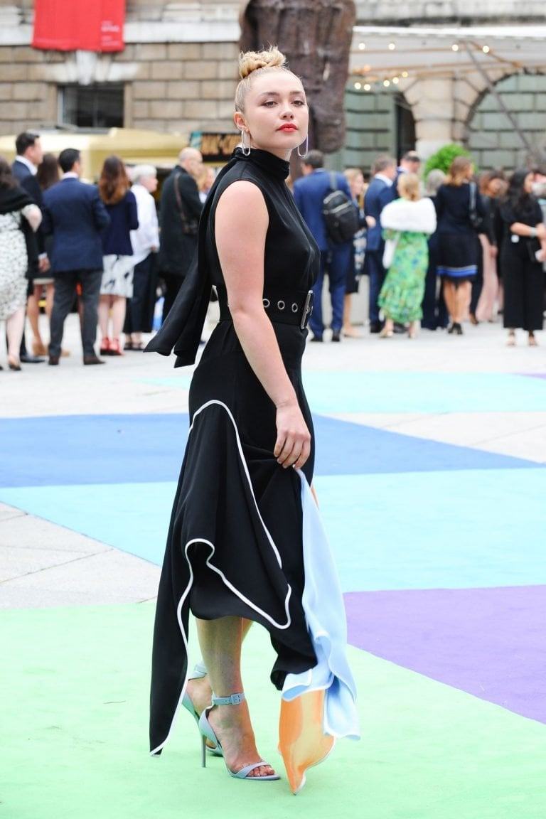 Florence Pugh 69