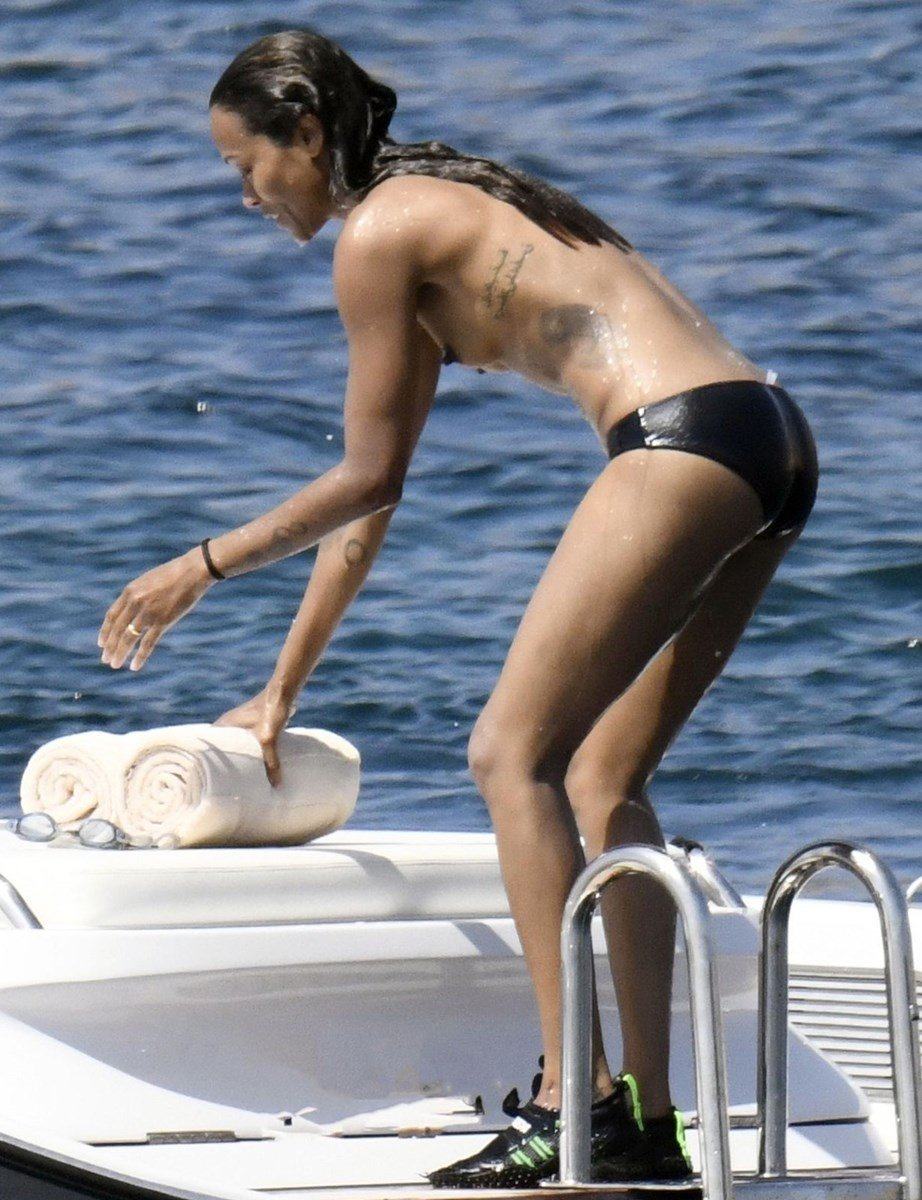 Zoe Saldana 27