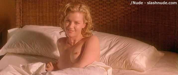 Gretchen Mol 9