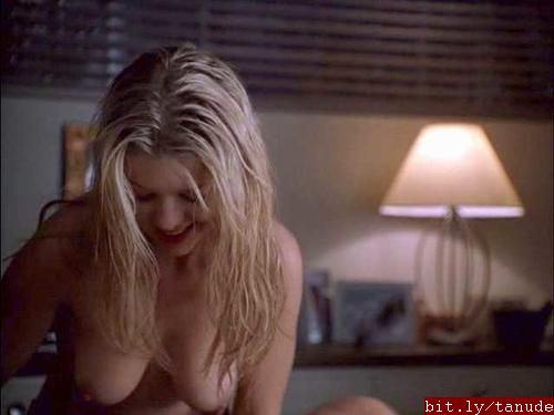 Tara Reid 12