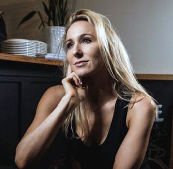 Nikki Glaser 83